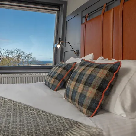 Hebridean Inn - Self Catering With Spectacular Views Broadford  Exterior foto