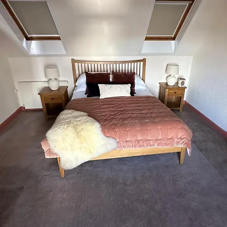 Hebridean Inn - Self Catering With Spectacular Views Broadford  Exterior foto