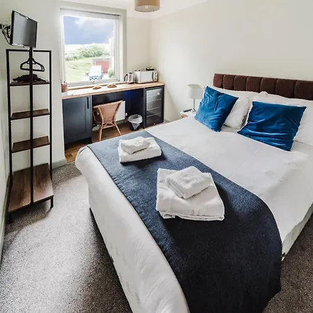 The Hebridean - Rooms & Apartments Broadford  Exterior photo
