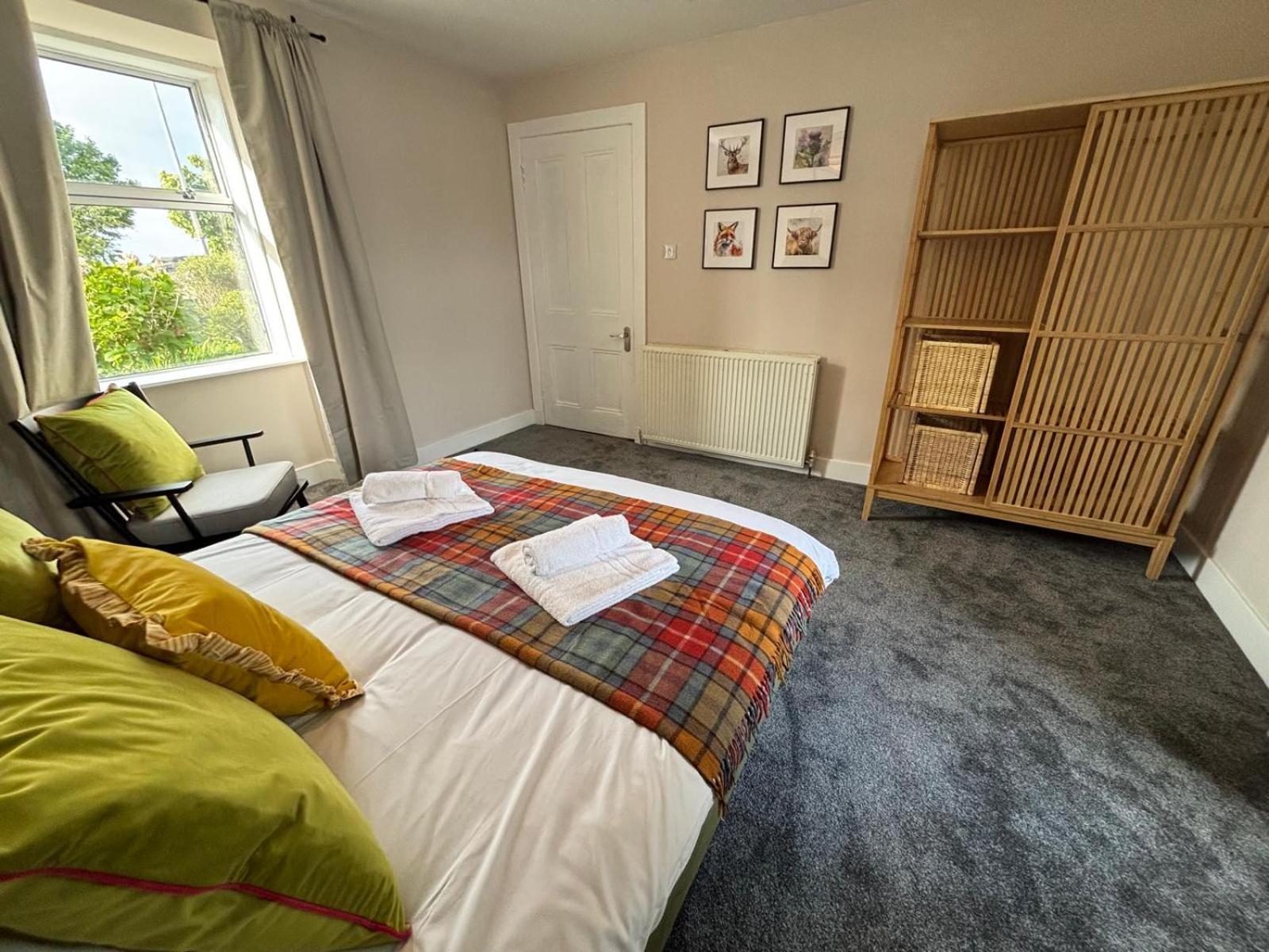 The Hebridean - & 3* Broadford (Isle of Skye)